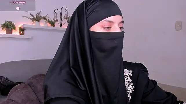 Salma_arabicc - doggy style without panties