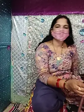 Priyanka_hot88 - Follow in Instagram