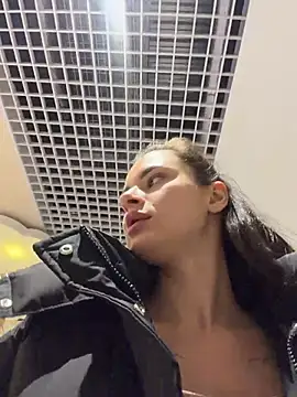 MiraReach - 2 finger in ass 🫰🏼💜