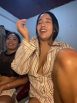Mis-violetha - a lone girl, naked in public + sucking
