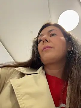 Eveangelll - Squirt in fitting room store