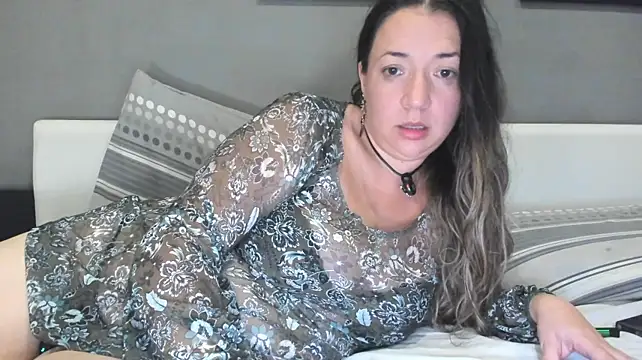Aisha_carroway - dress or underwear off last tipper decid