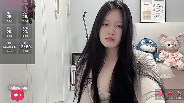 --bee-- - 瑟瑟吃香蕉