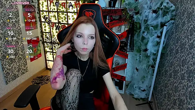 Star_Tarra - tease you in doggy+5spanks😍