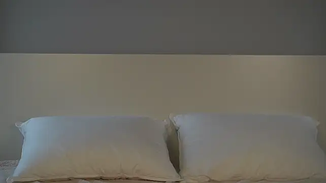 AnnaSiren - Take off panties, spread pussy^^