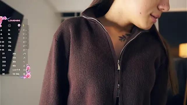 CourtneyBasbas - suck 2 fingers with drool