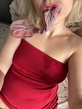 Yourdirtybitch - Sloppy suck dildo