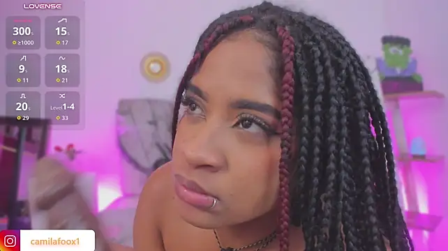 Camilafoox7 - spread pussy close up
