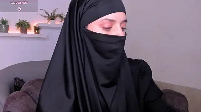 Salma_arabicc - Hard spankings x10