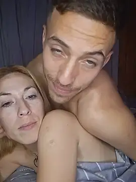 Luliyfoco - Anal en 4 con lechita