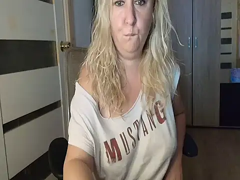 Sindy39 - suck