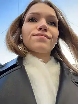 StreetSquirt - play with pussy over panties in public