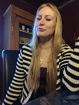 SweetGermanGoddess - 💦Cum Countdown 10-1 + Flash Boobs