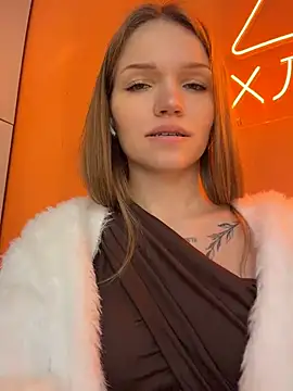 StreetSquirt - play with pussy over panties in public