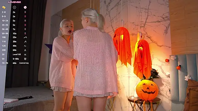 SandyShayes - Slap ass in doggy