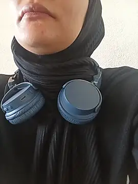 MisyonerNur - Dışarıda göğüslerini aç 😅
