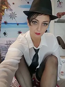 Lucillabollente - Last tipper PICK UP A BALL!❤️