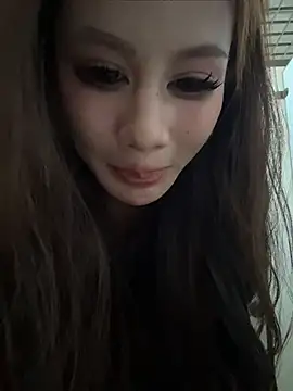 Aria-1111 - 目标达成🎯全裸绕车跑一圈
