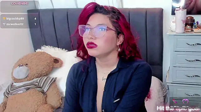 Kyliejenner_hot - oil on my body