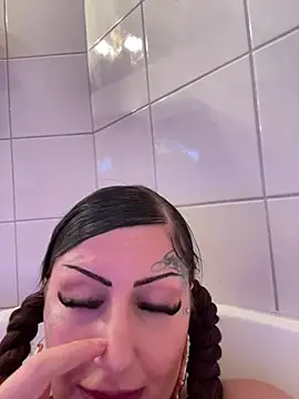 JeyJeyDiamond666 - SUCK DILDO