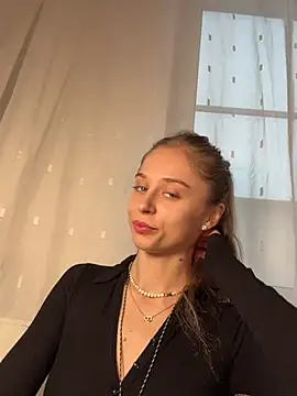 BabyAnais - fuck me anal hard and biig squirt