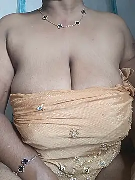 Ponaam-Babe - Ass Show পাছা দেখাও