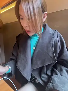 Luck6688 - 🐰户外黑丝包臀短裙漏一只乳房诱惑🫦