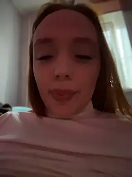 LisaCatt - fucking yourself in the doggy position