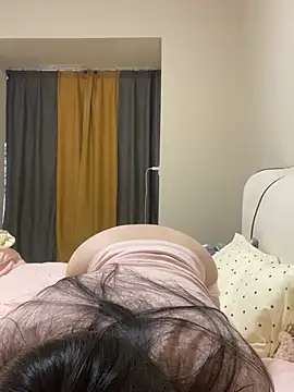 LINA-LILI - 脱内裤三分钟