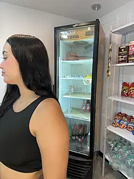 Sara-cherry - ✨GIVE ME MILK FROM YOUR TITS✨