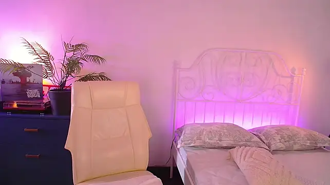 Come_here_baby - Play with pussy