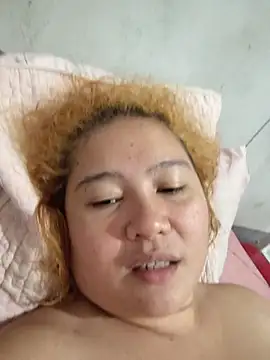 Bitchychubby - dildoooooooooooo and squirt