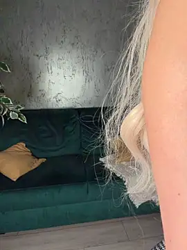 LunaAlya - Anal Dildo Play