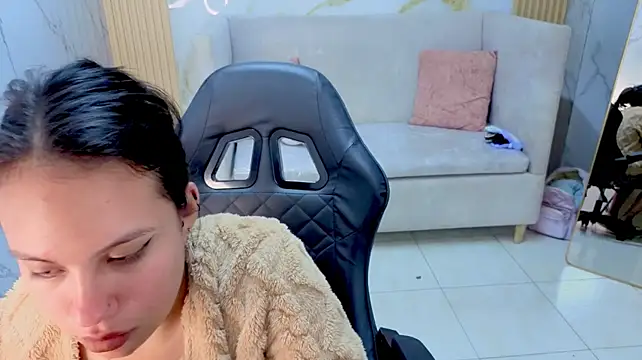 Luana_s - rub clit