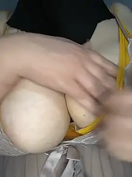 Tota_ - ساعدوني اوصل لي الهدف بليز