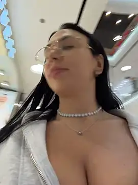 Bunny_Lush - Show pussy and bobies in PUBLIC