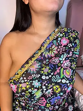 Shara_queen1 - show tits
