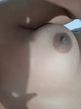 Tugatitacaliente_18 - Por cada token metida de dedito🔥☺️