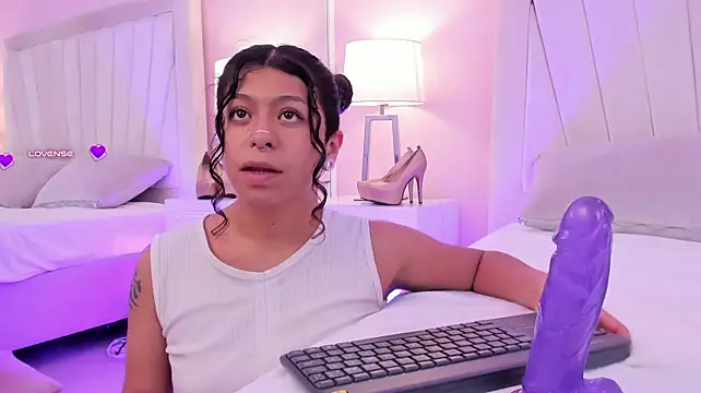 Mellany_Olsen_ - fingers in pussy