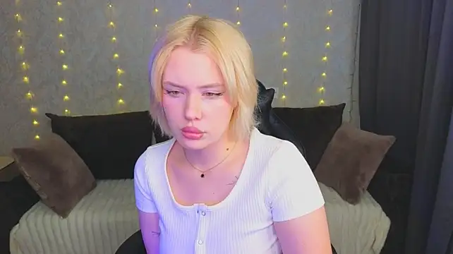 MelissaAvis - add fake cum on panties