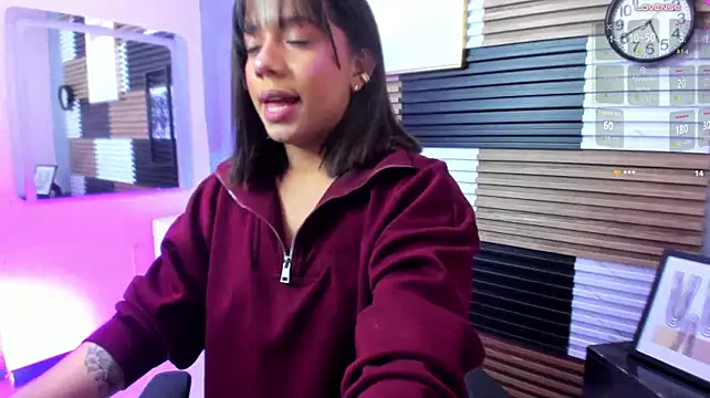 ZaraBlazze1 - Fuck me with your tits 🍆