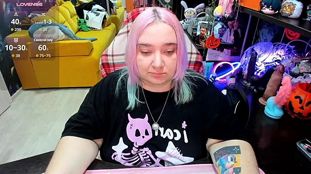 Softie_Sofy - Pussyfuck with black big toy~( •̀ ω •́ )