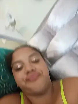 Samii_halem - Squeeze my tits