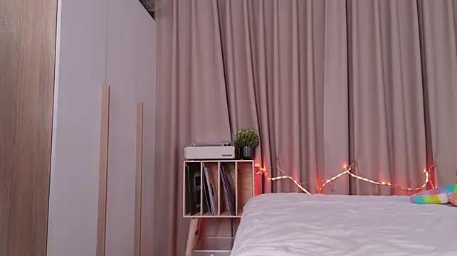 Hotaru_baby - Flash my butt