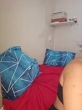 Feisty_stunner - Take panties off🥺