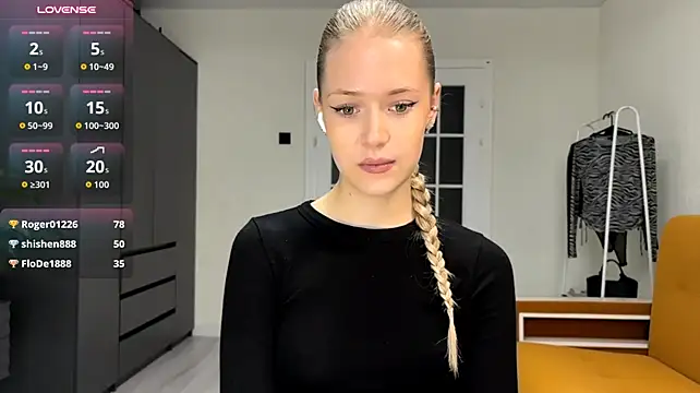 ZaidaSchwarten - Play my boobs