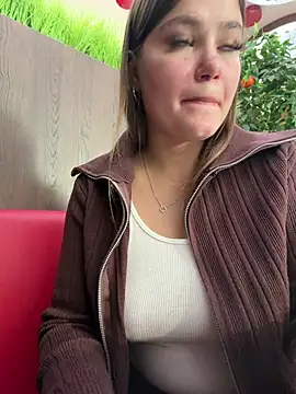 Cristal-Et-Moet - Destroy wet pussy big dildo💦