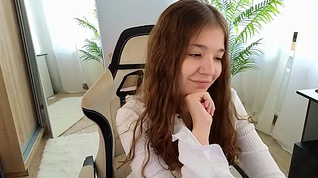 Leela_sun - doggy