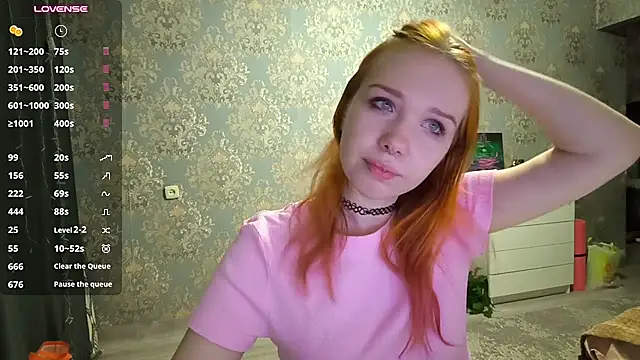 RedAriana - flash my panties