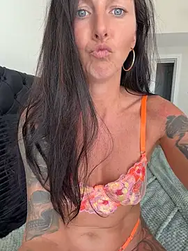 Mel-Mia - Tip 44 for Mega Squirt Video 💦😈